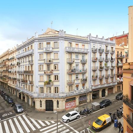 Comfortable Apartment Next To Apolo Theater Barcelona Luaran gambar