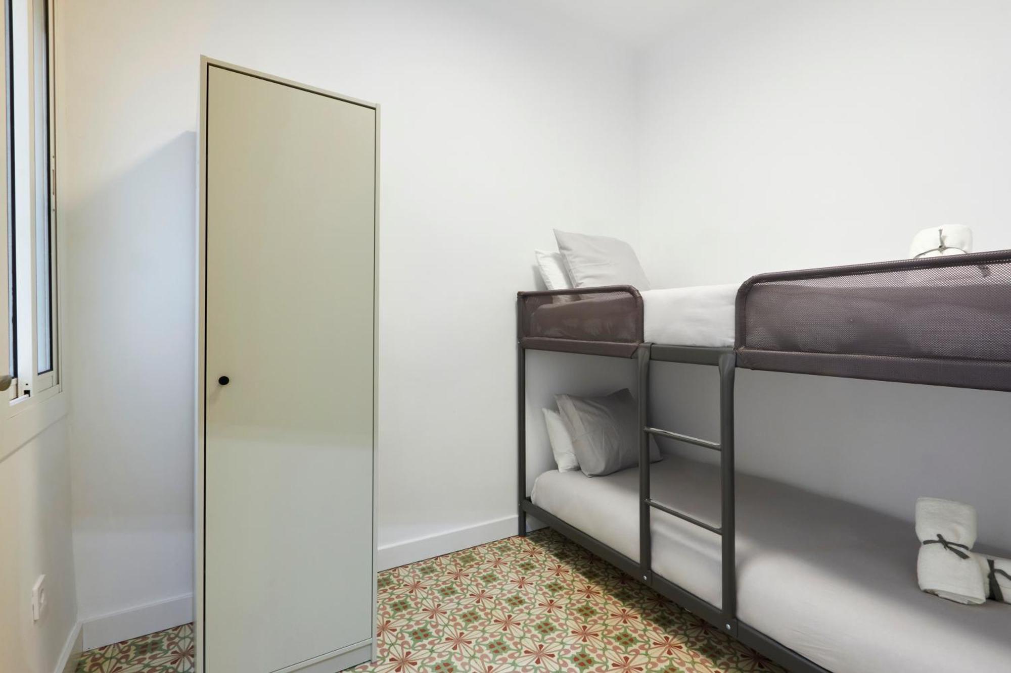 Comfortable Apartment Next To Apolo Theater Barcelona Luaran gambar