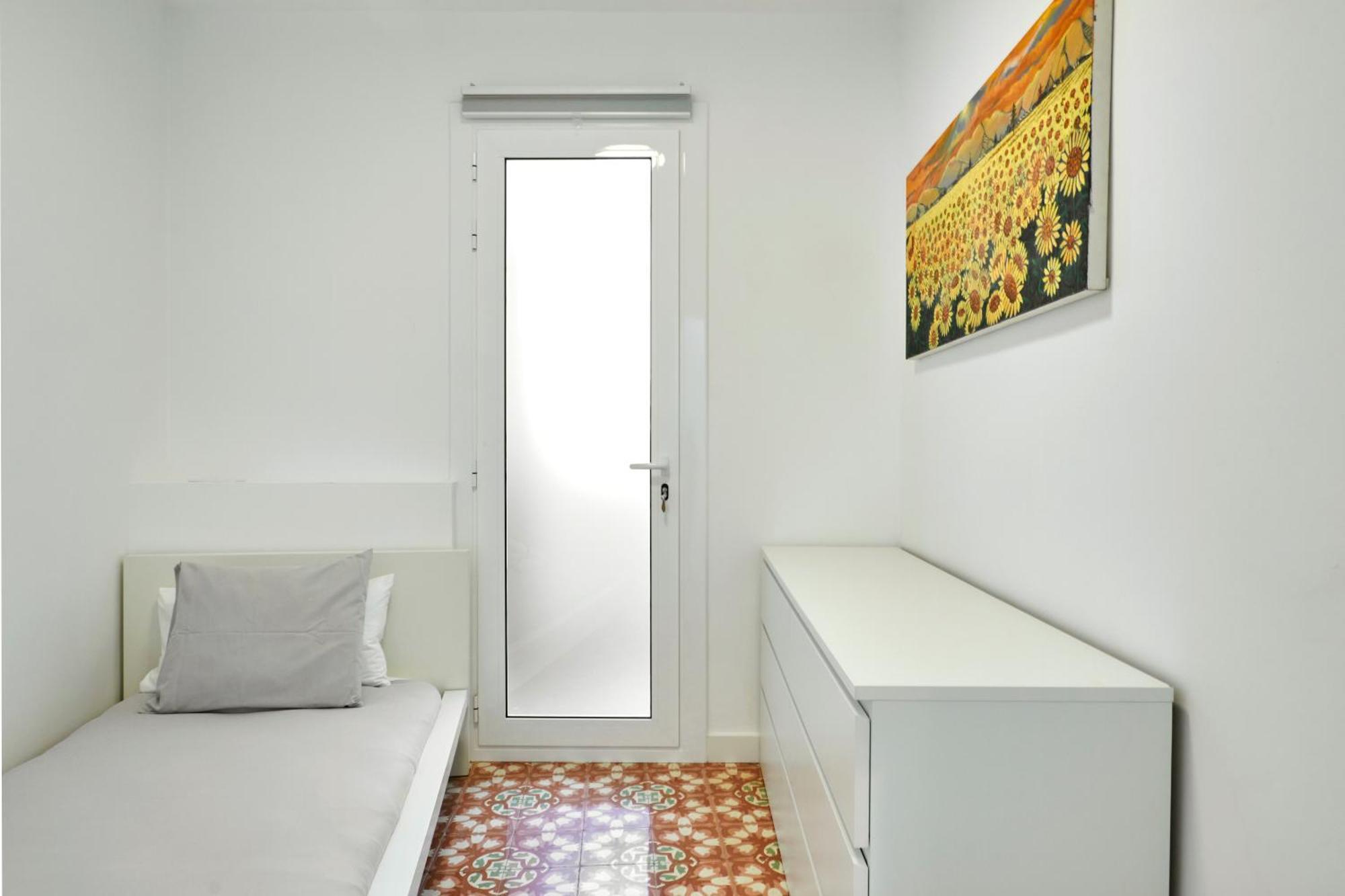 Comfortable Apartment Next To Apolo Theater Barcelona Luaran gambar